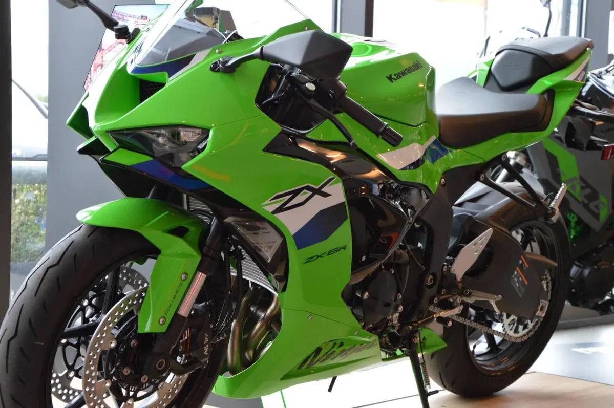 Kawasaki Ninja 636 ZX-6R (2024 - 26) (3)