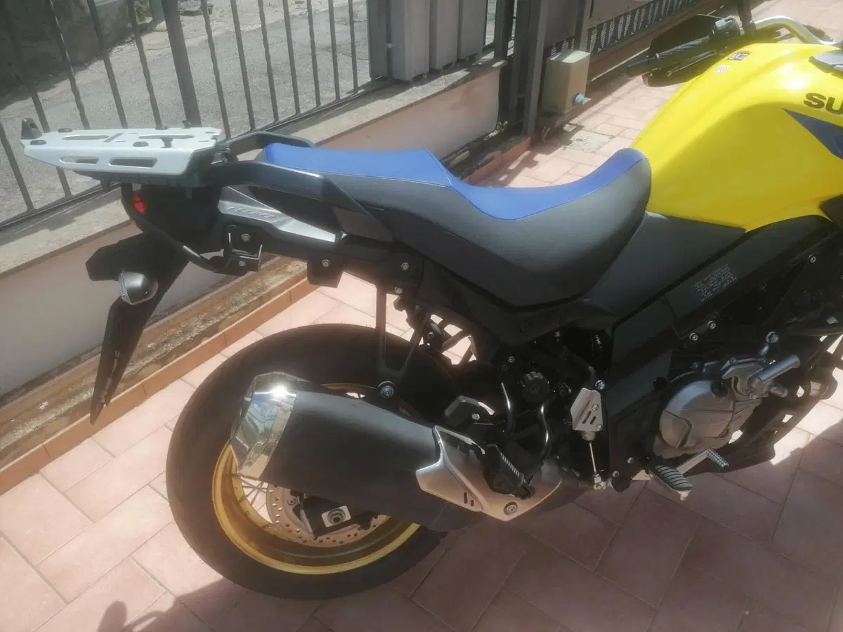 Suzuki V-Strom 650XT Explorer (2022 - 25) (8)