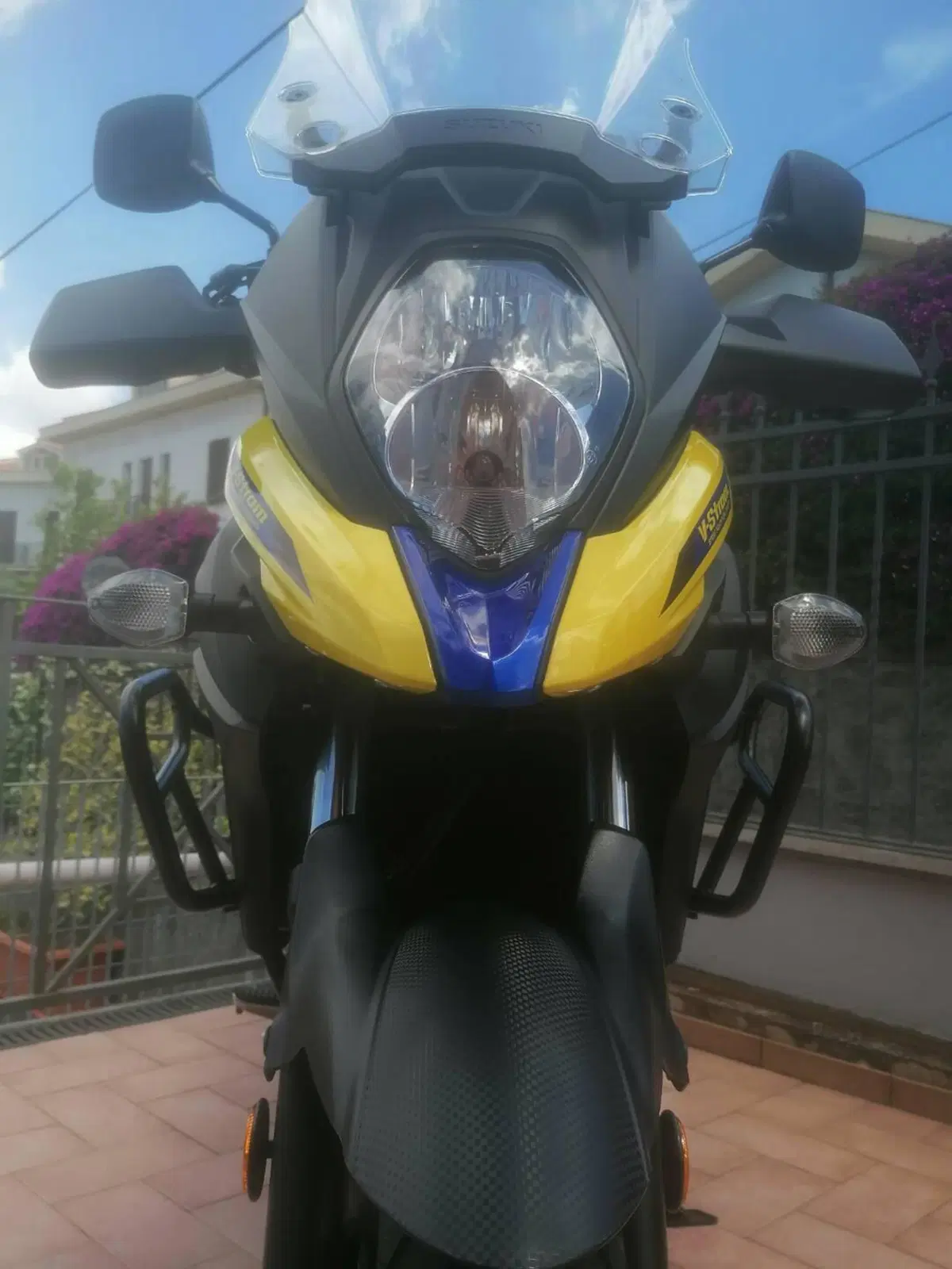 Suzuki V-Strom 650XT Explorer (2022 - 25) (9)