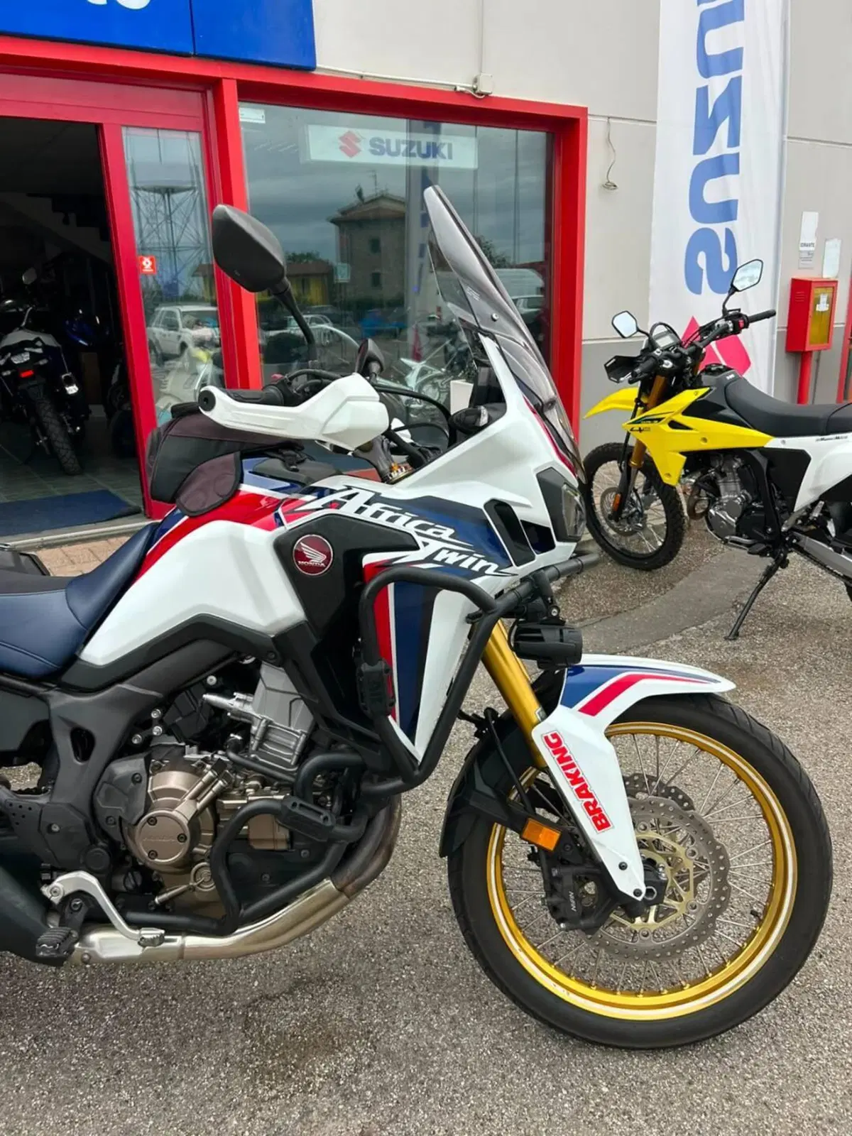 Honda Africa Twin CRF 1000L DCT ABS (2016 - 17) (4)
