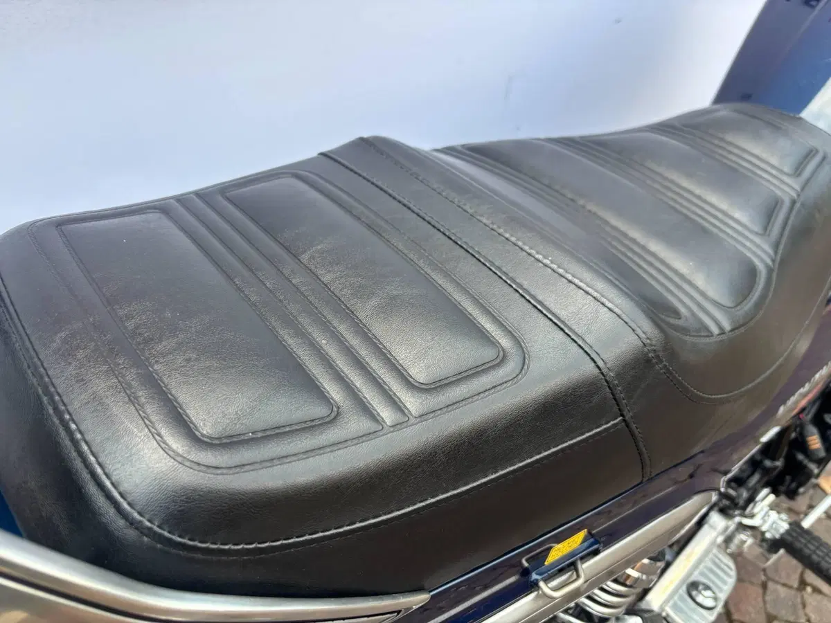 Honda NIGHTHAWK (5)