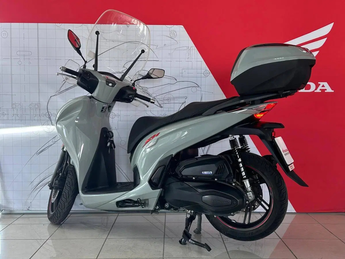 Honda SH 350 (2021 - 24) (4)
