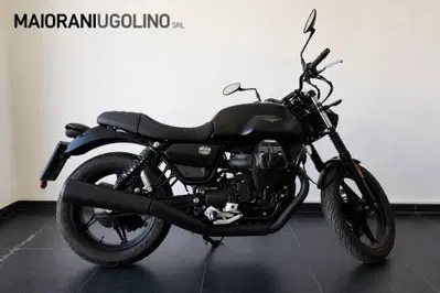 Moto Guzzi V7 Stone (2021 - 24) usata