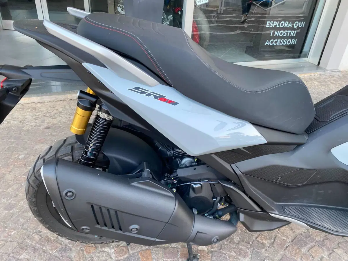 Aprilia SR GT 400 (2026) (7)