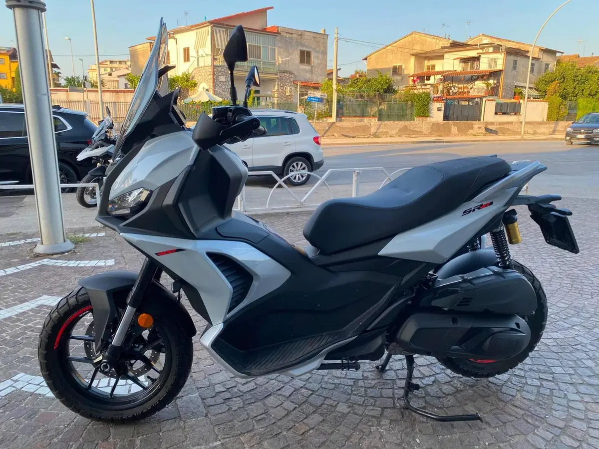 Aprilia SR GT 400 (2026) (2)