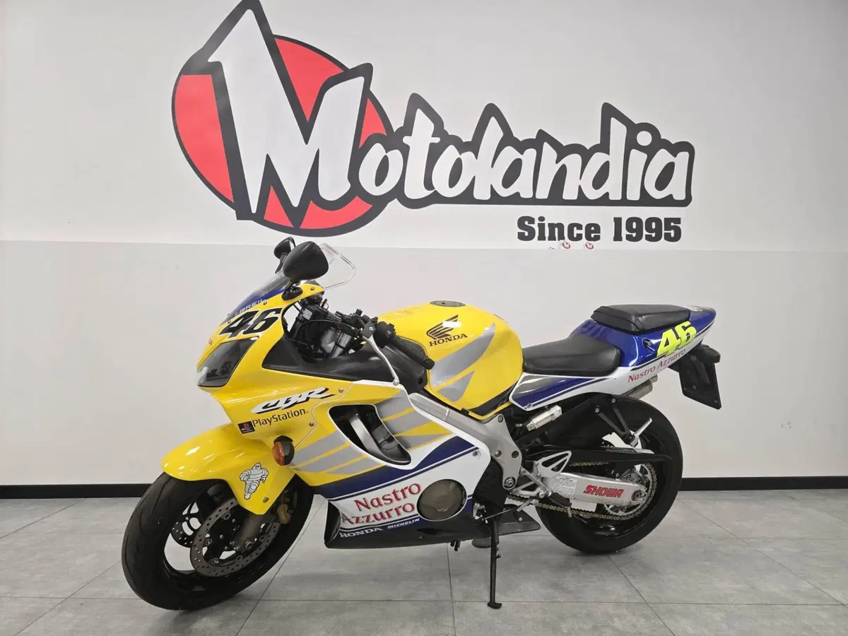 Honda CBR 600 F Sport Rossi Replica (2001 - 02) (4)