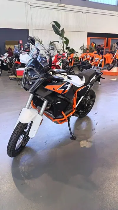 KTM 1390 Super Adventure R (2026) nuova