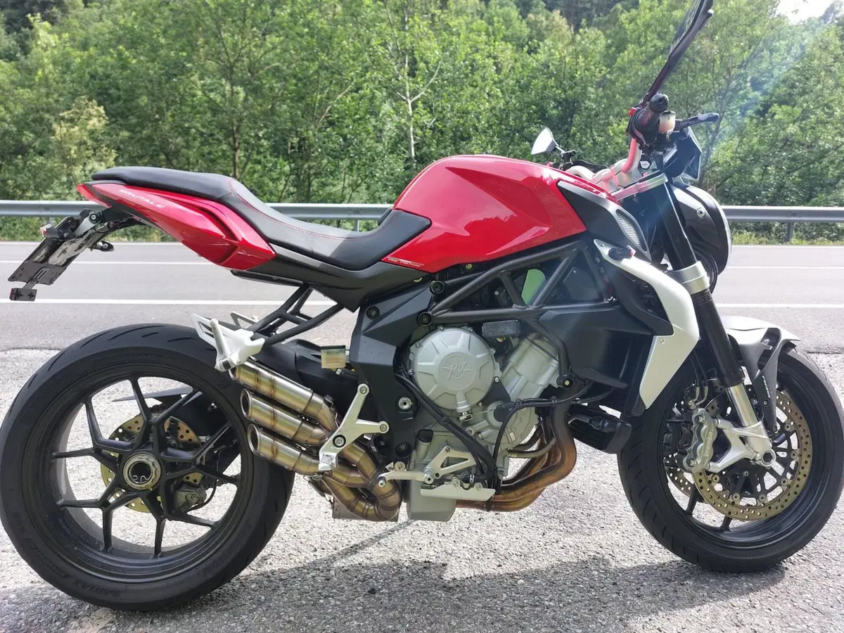 MV Agusta Brutale 675 EAS ABS (2011 - 16) (6)