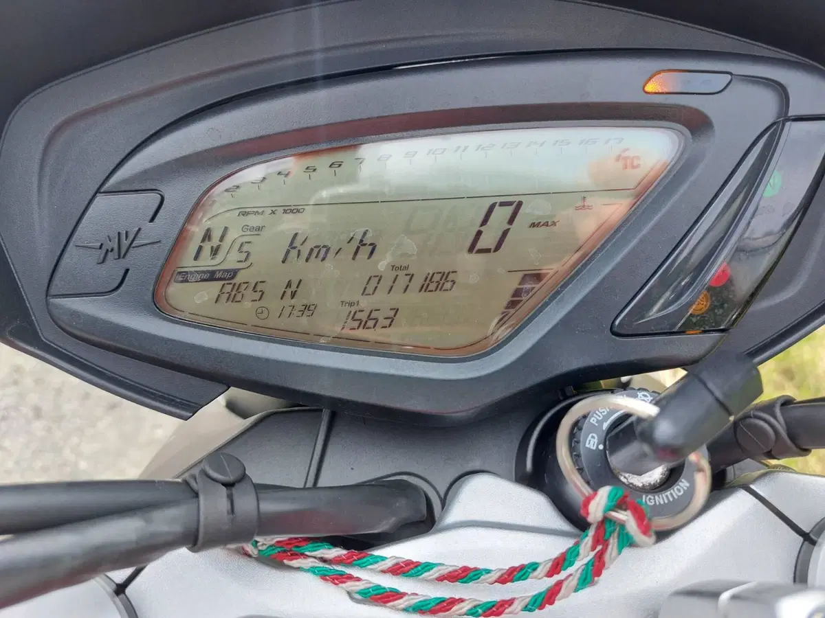 MV Agusta Brutale 675 EAS ABS (2011 - 16) (11)