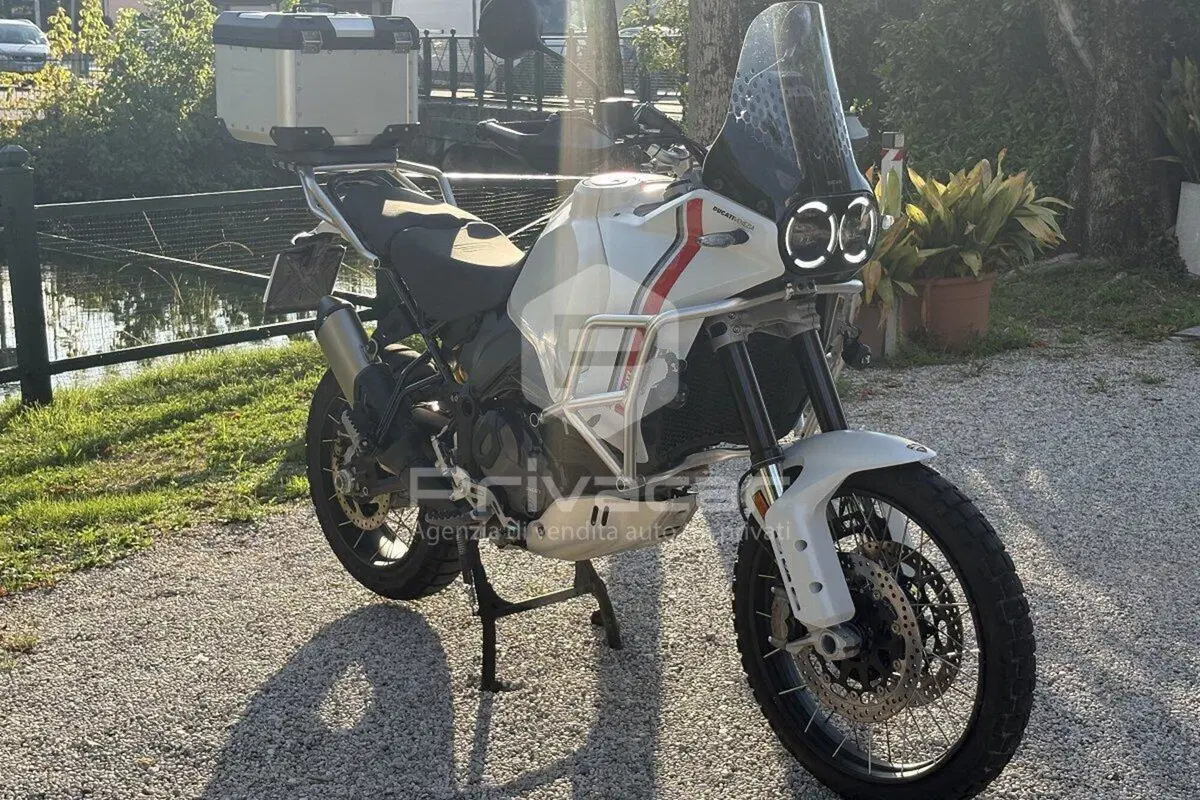 Ducati DesertX (2022 - 25) (2)