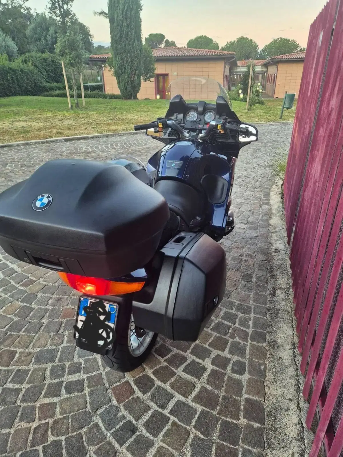 Bauli laterali e posteriori blocco cambio BMW R850 (2)
