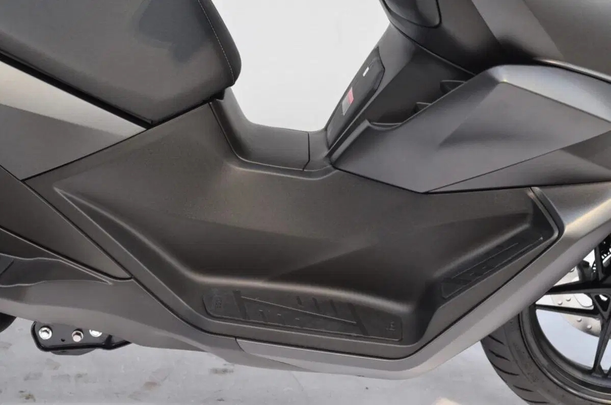 Voge Sfida SR3 (2024 - 26) (3)
