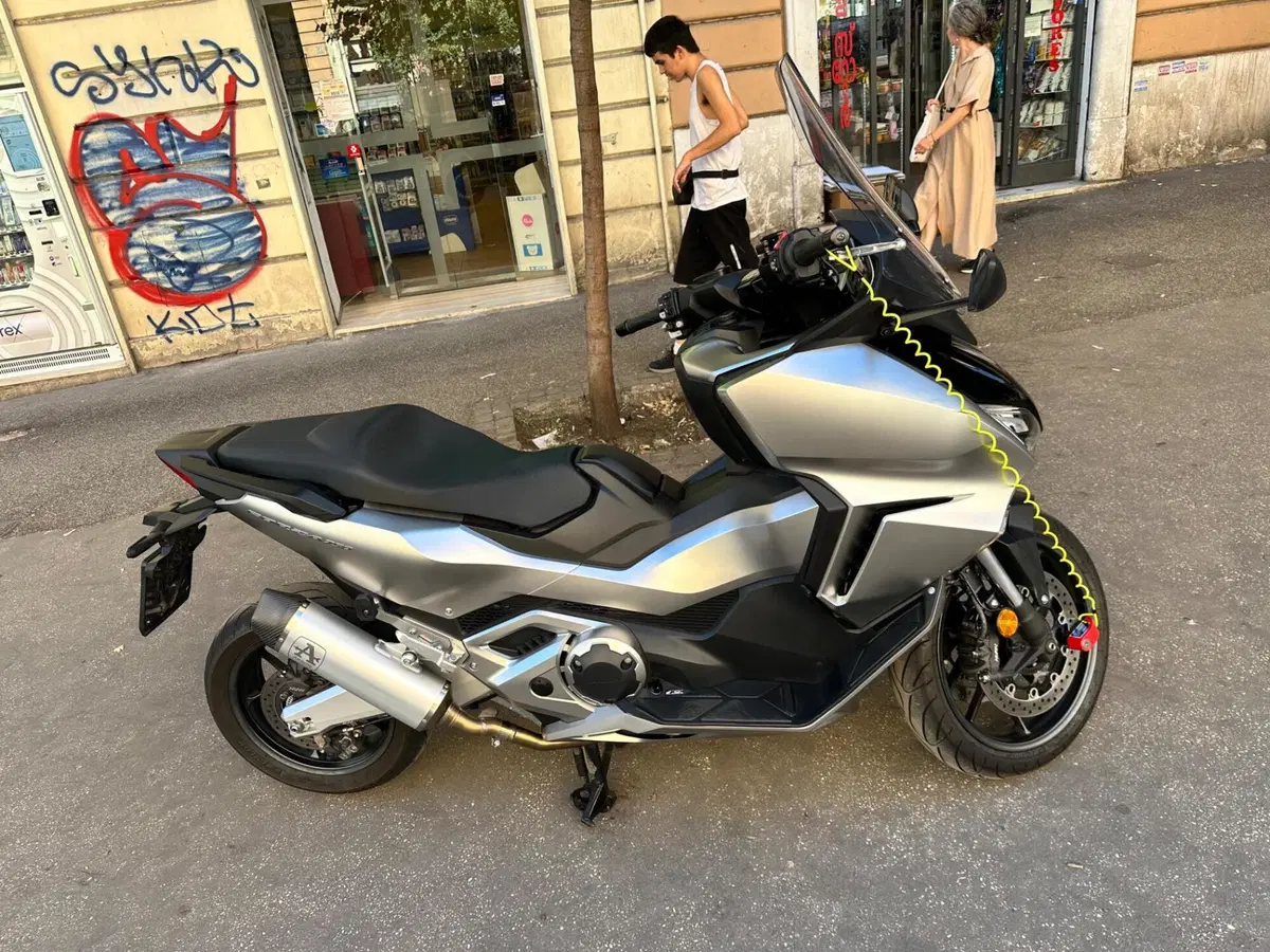 Honda Forza 750 DCT (2021 - 24) (4)