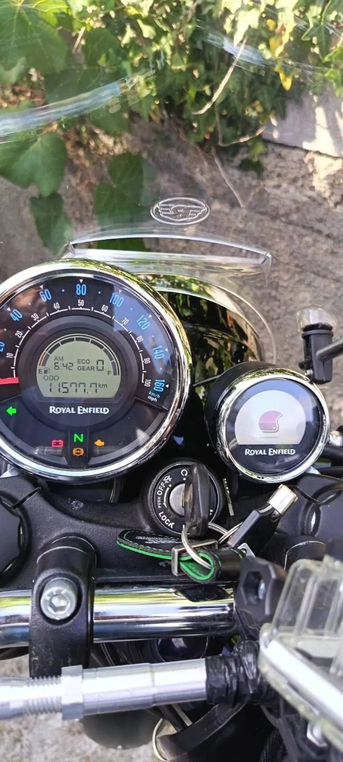 Royal Enfield Meteor 350 (2021 - 26) (2)