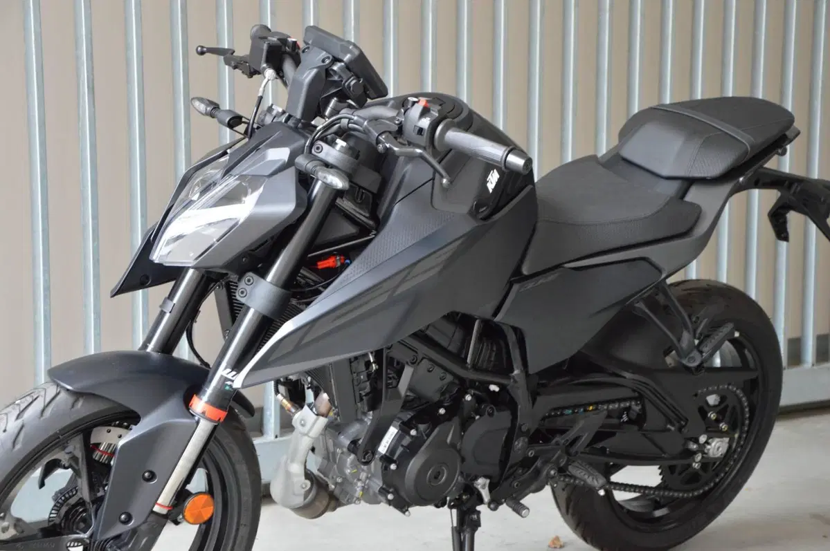 KTM 125 Duke (2026) (8)