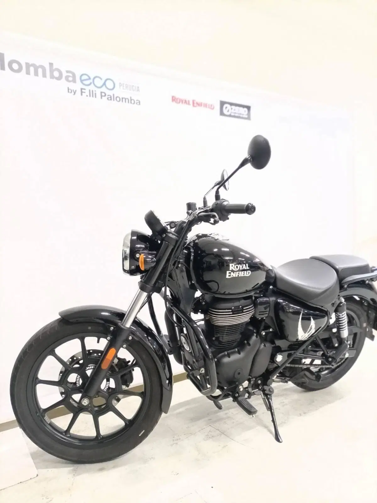 Royal Enfield Meteor 350 (2021 - 26) (4)