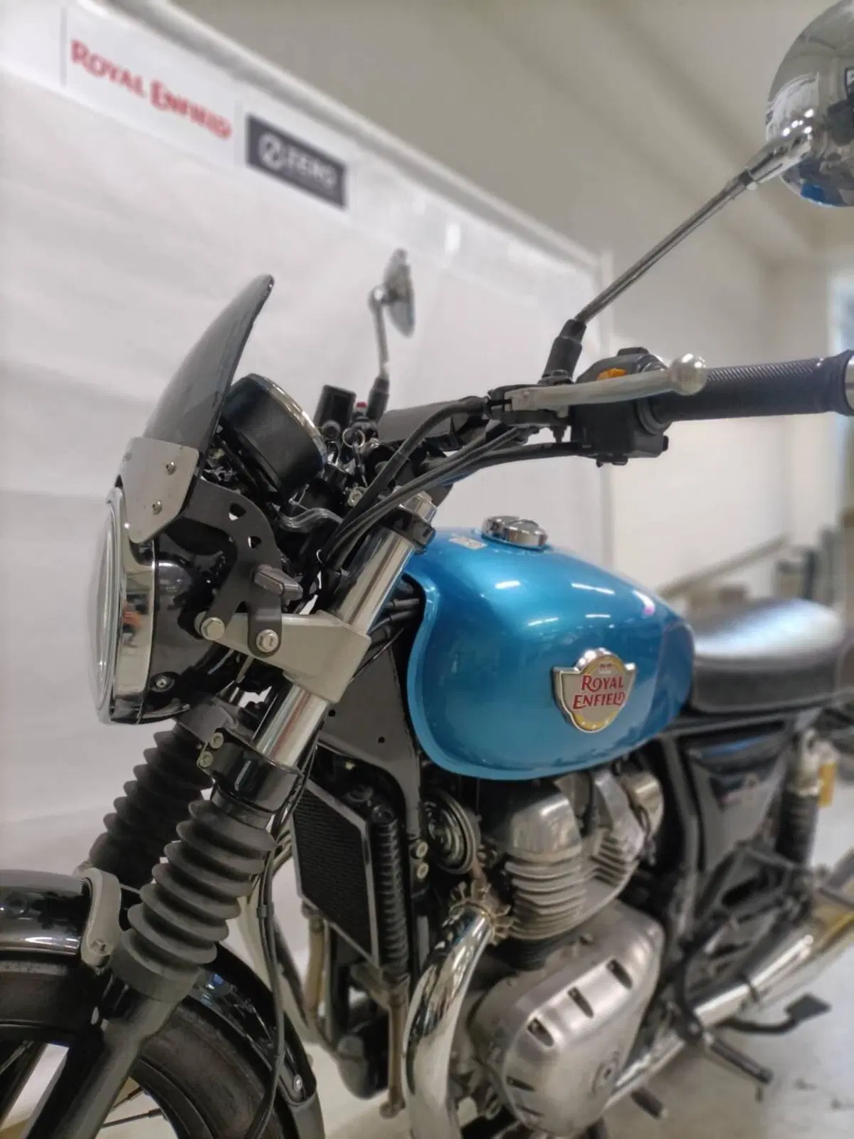 Royal Enfield Interceptor 650 (2021 - 26) (5)