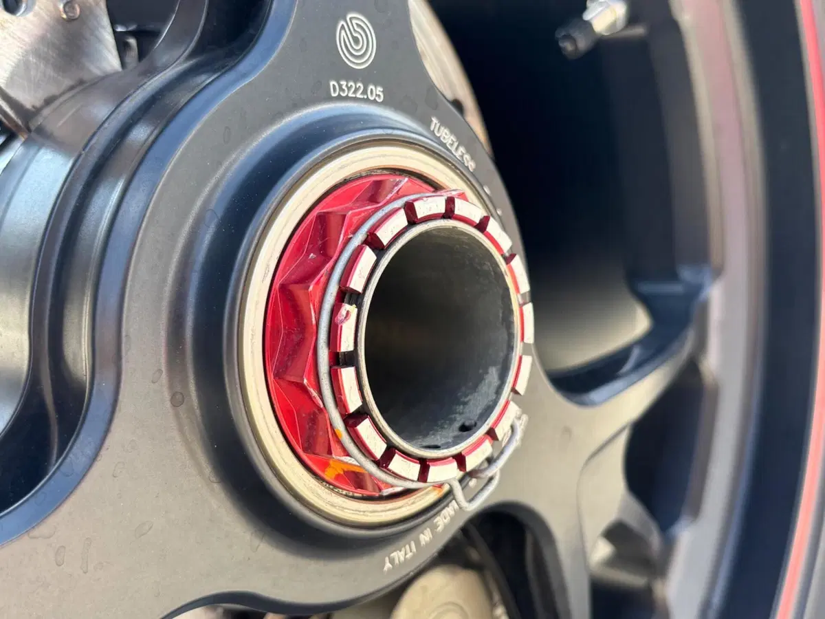 Ducati Panigale V4 S 1100 Corse (2019) (18)