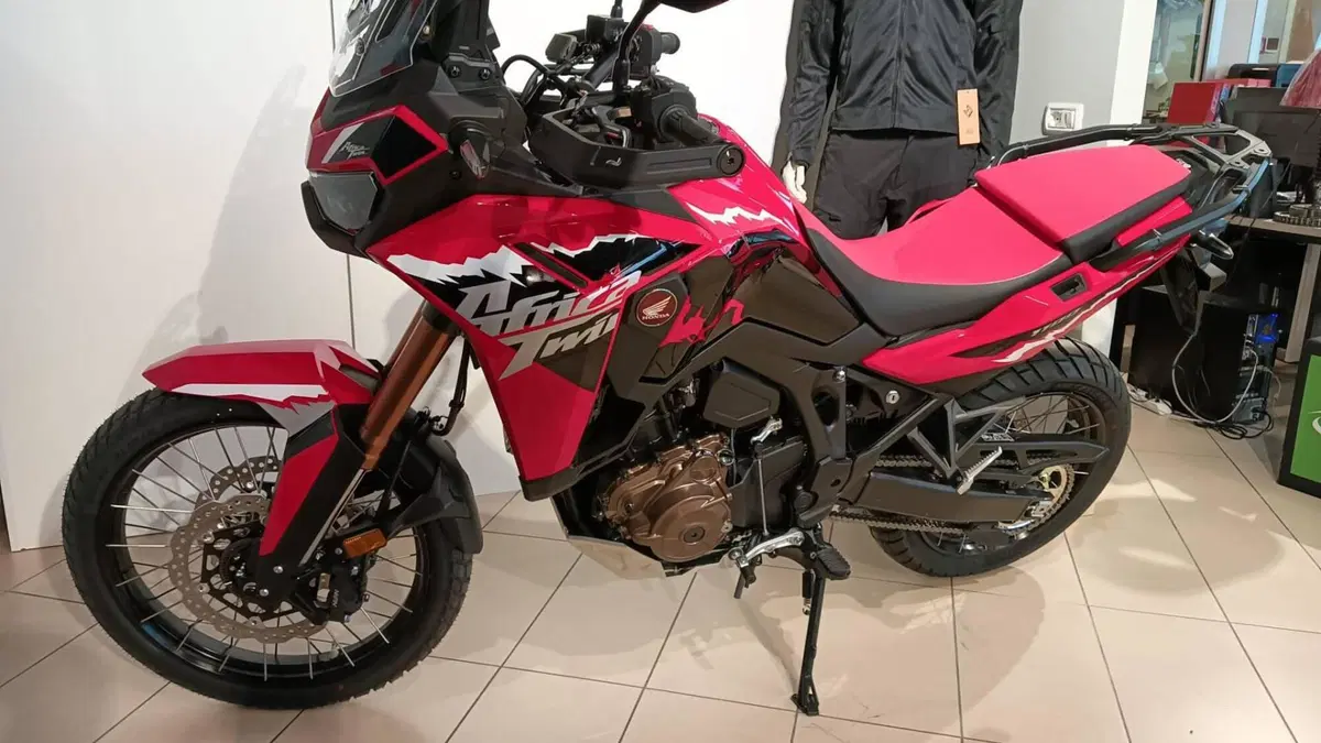 Honda Africa Twin CRF 1100L (2024 - 26) (3)