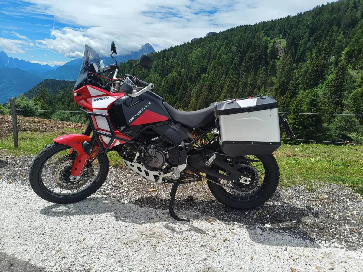 Ducati DesertX Discovery (2025)