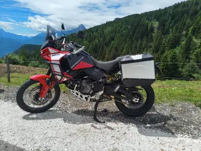 Ducati DesertX Discovery (2025) usata