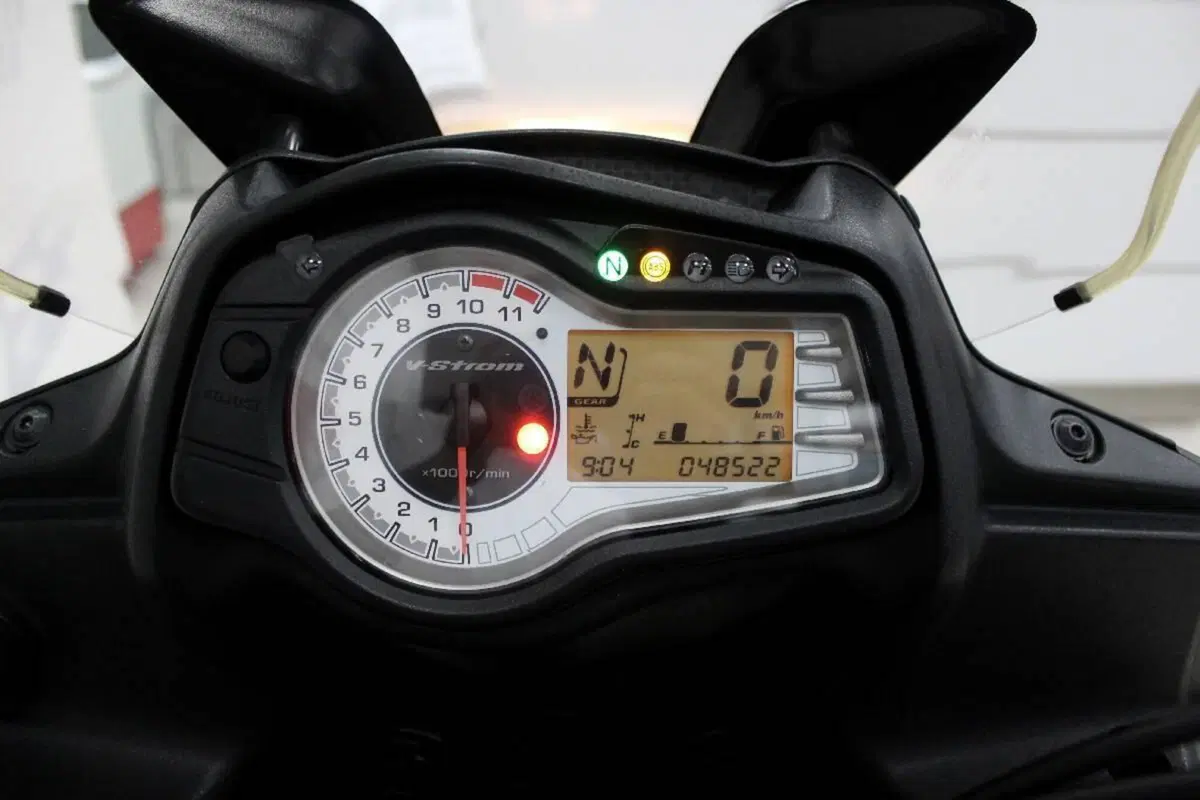 Suzuki V-Strom 650 ABS (2011 - 17) (7)