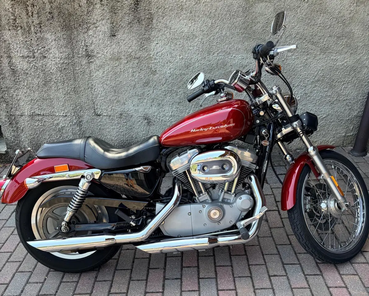 Harley-Davidson 883 Custom (2001 - 05) - XL 53C