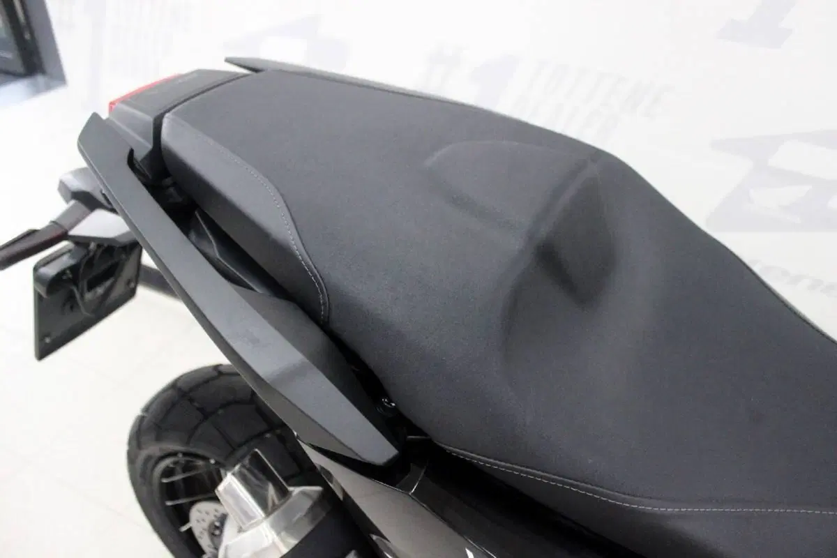 Honda X-ADV 750 DCT (2021 - 24) (5)