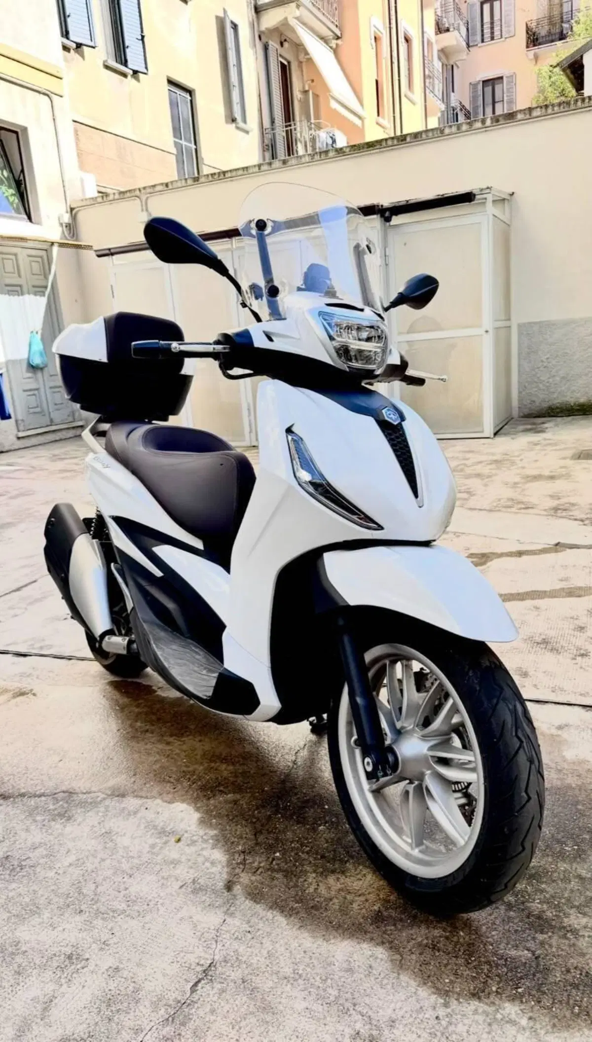 Piaggio Beverly 400 ABS-ASR (2021 - 24)