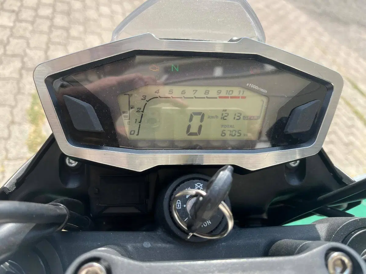 Voge Brivido 300R (2021 - 24) (4)