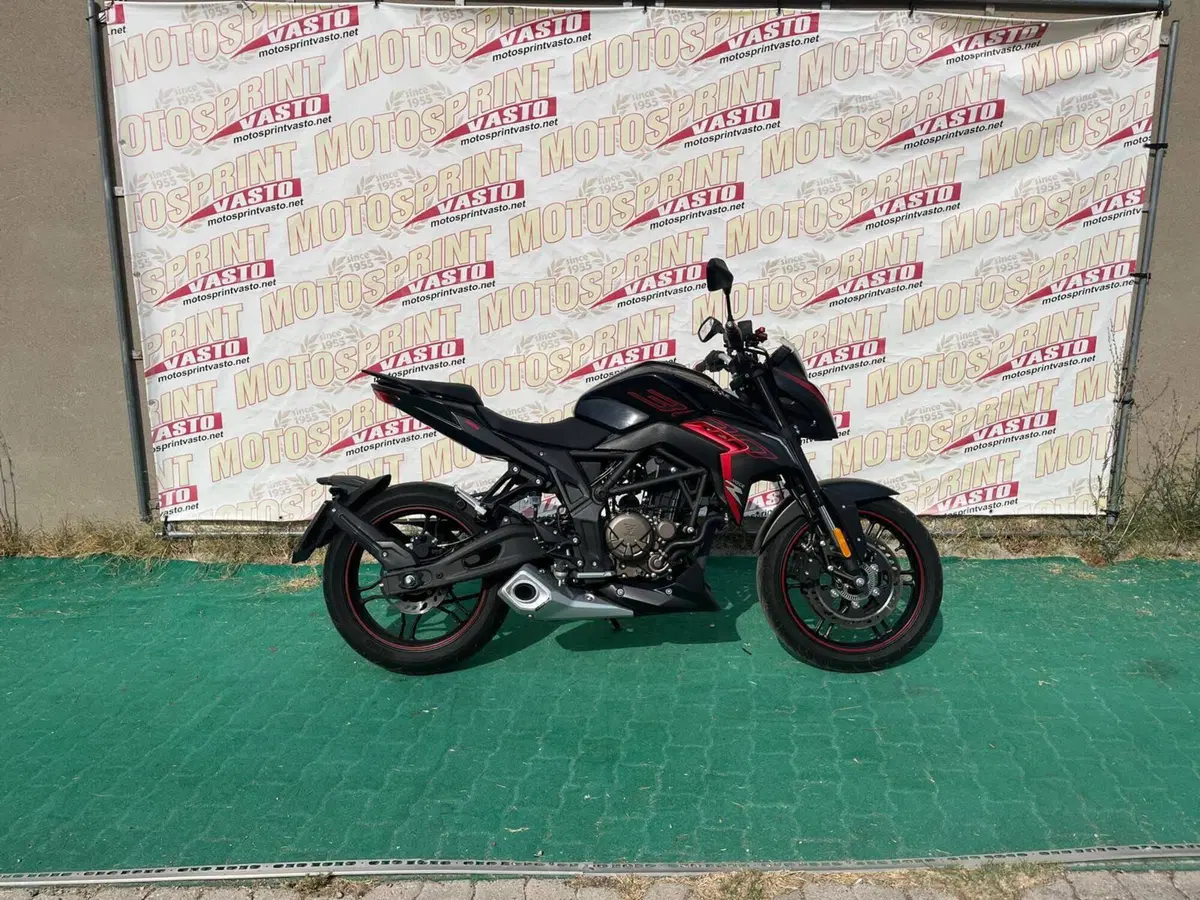 Voge Brivido 300R (2021 - 24)