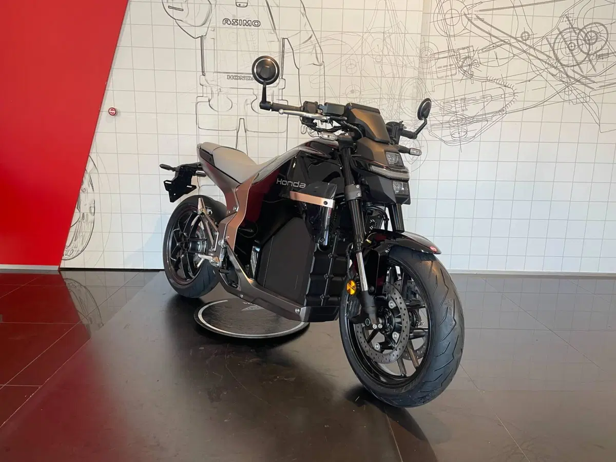 Honda WN7 (2026) (2)