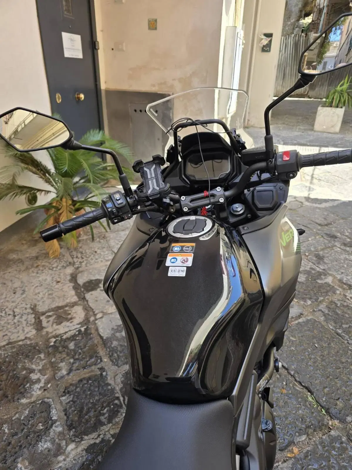 Kawasaki Versys 650 (2025 - 26) (4)