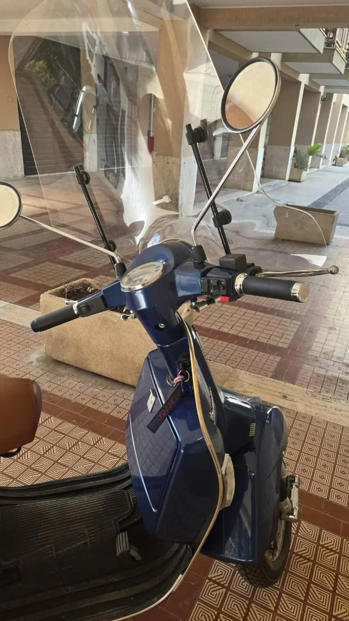 Piaggio vespa 150 px (6)