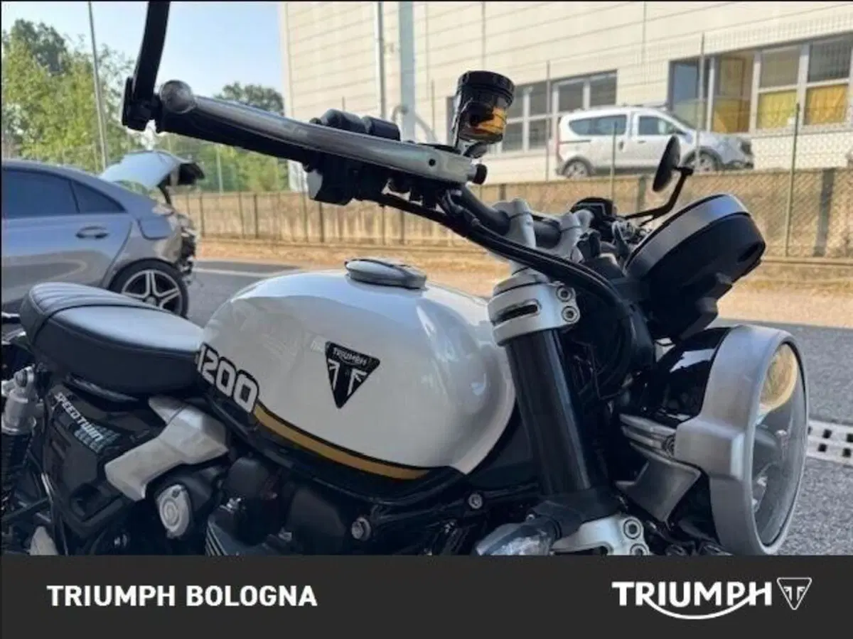 Triumph Speed Twin 1200 (2025 - 26) (9)