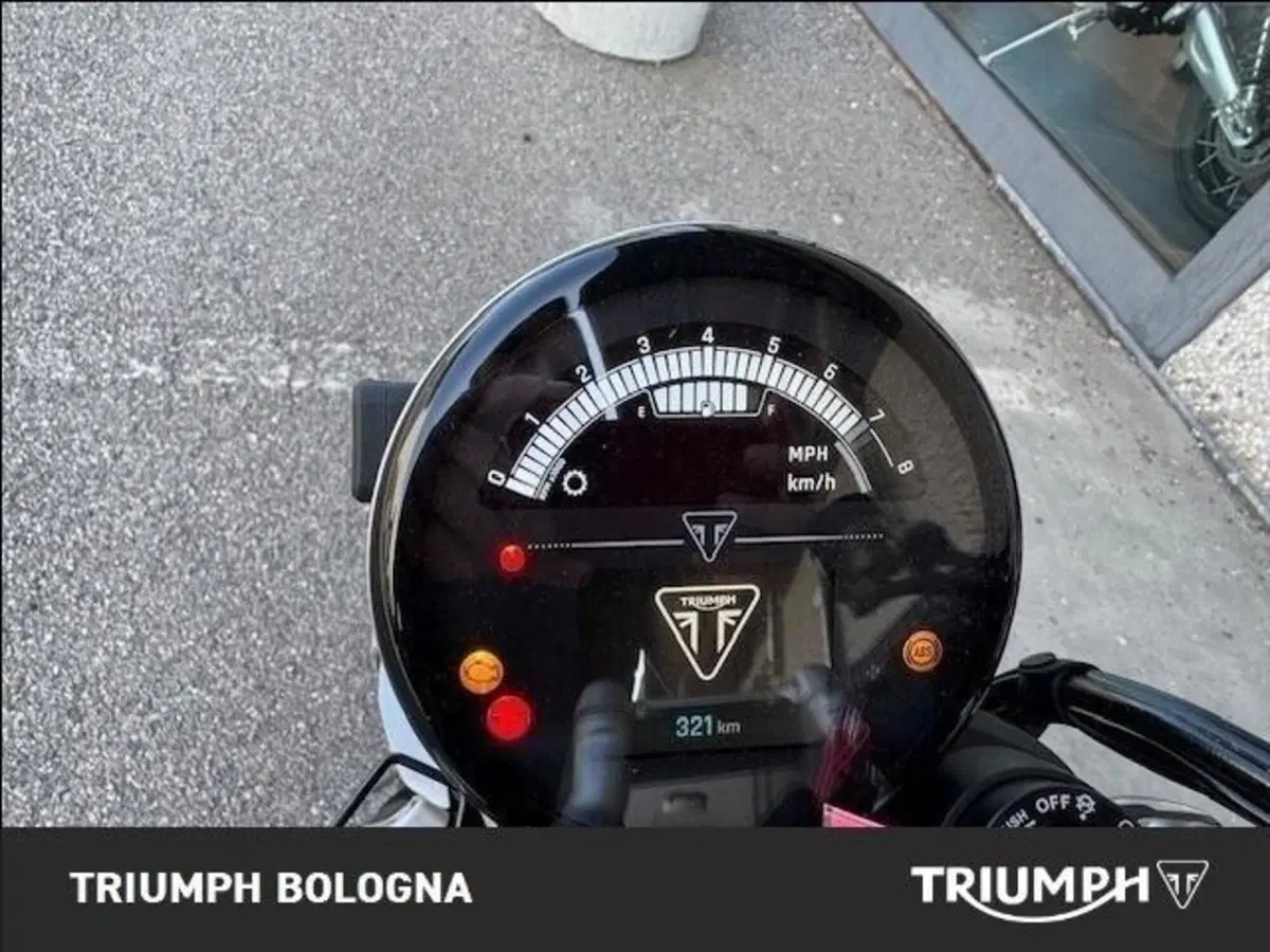 Triumph Speed Twin 1200 (2025 - 26) (10)