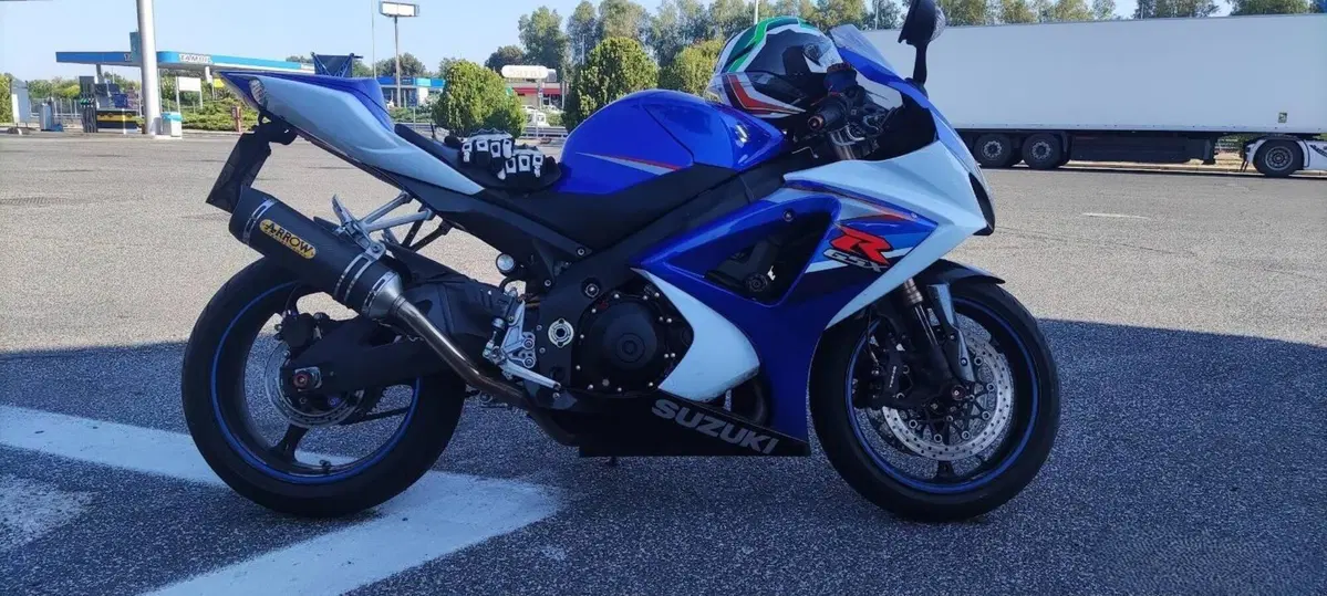 Suzuki GSX-R1000 (2006 - 08) (5)