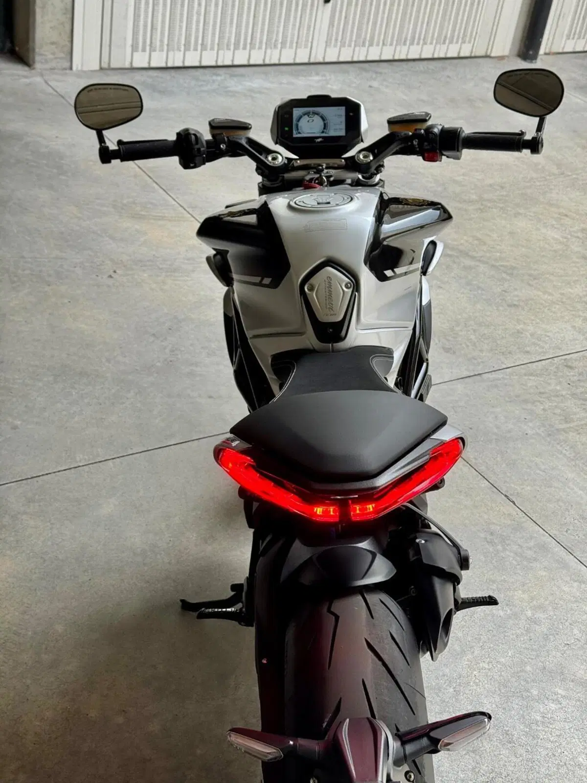 MV Agusta Dragster 800 RR Ottantesimo (2025 - 26) (14)