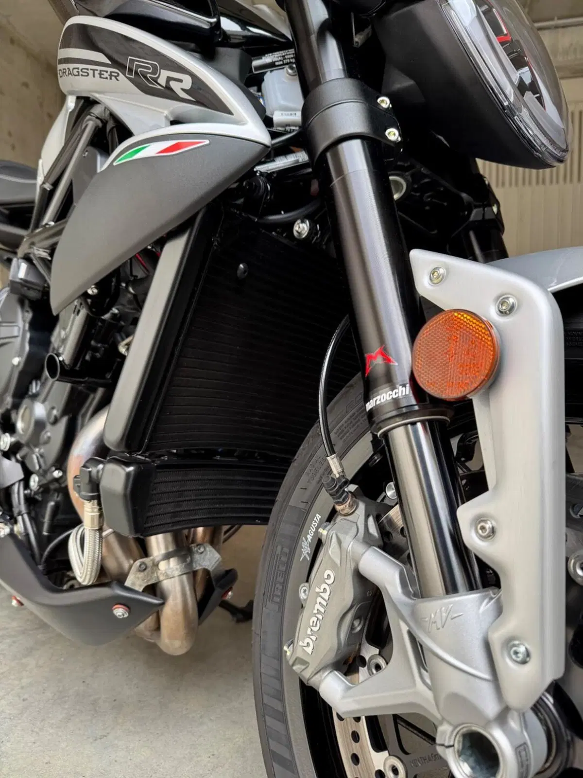 MV Agusta Dragster 800 RR Ottantesimo (2025 - 26) (16)