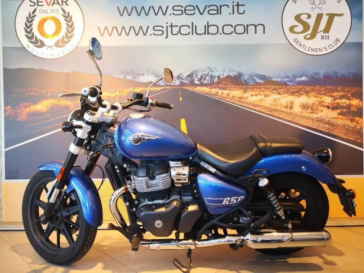 Royal Enfield Super Meteor 650 (2023 - 26) (7)