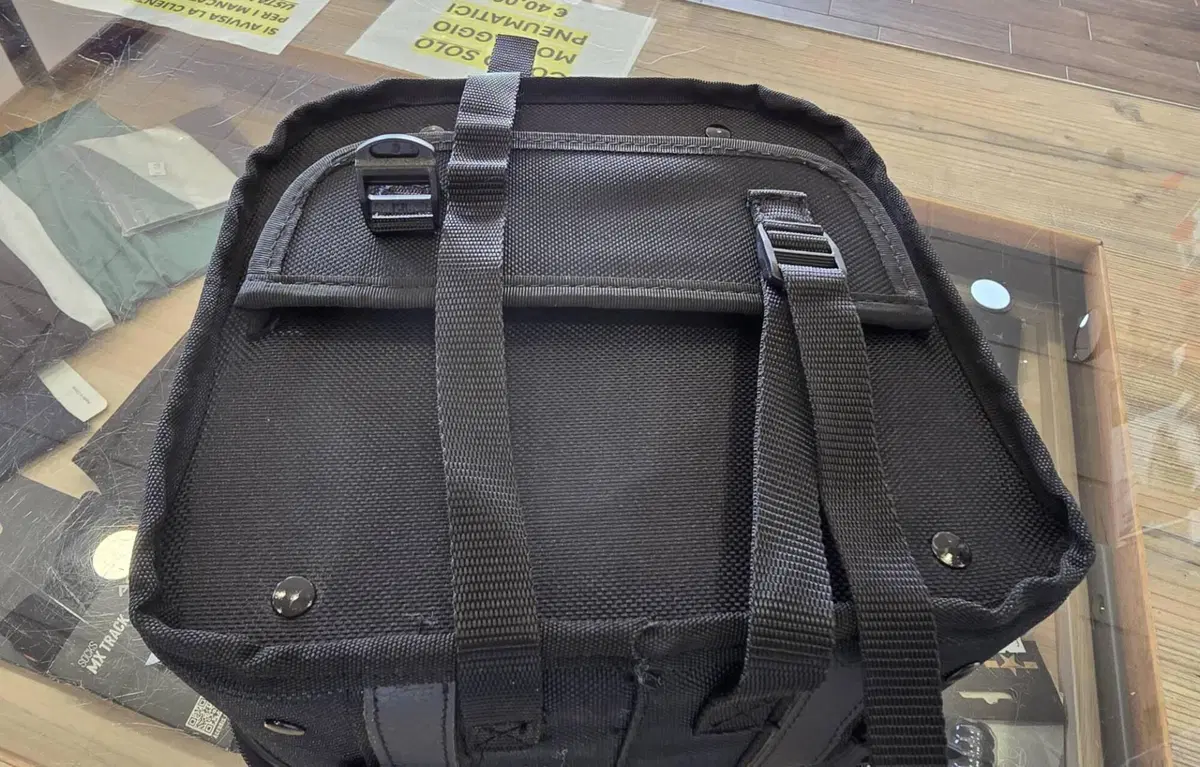 BORSA BAULETTO V7/NEVADA CUSTOM PER PORTAPACCHI CR Moto Guzzi (3)