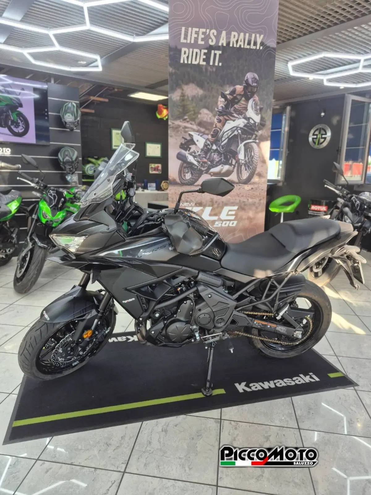 Kawasaki Versys 650 (2025 - 26) (2)