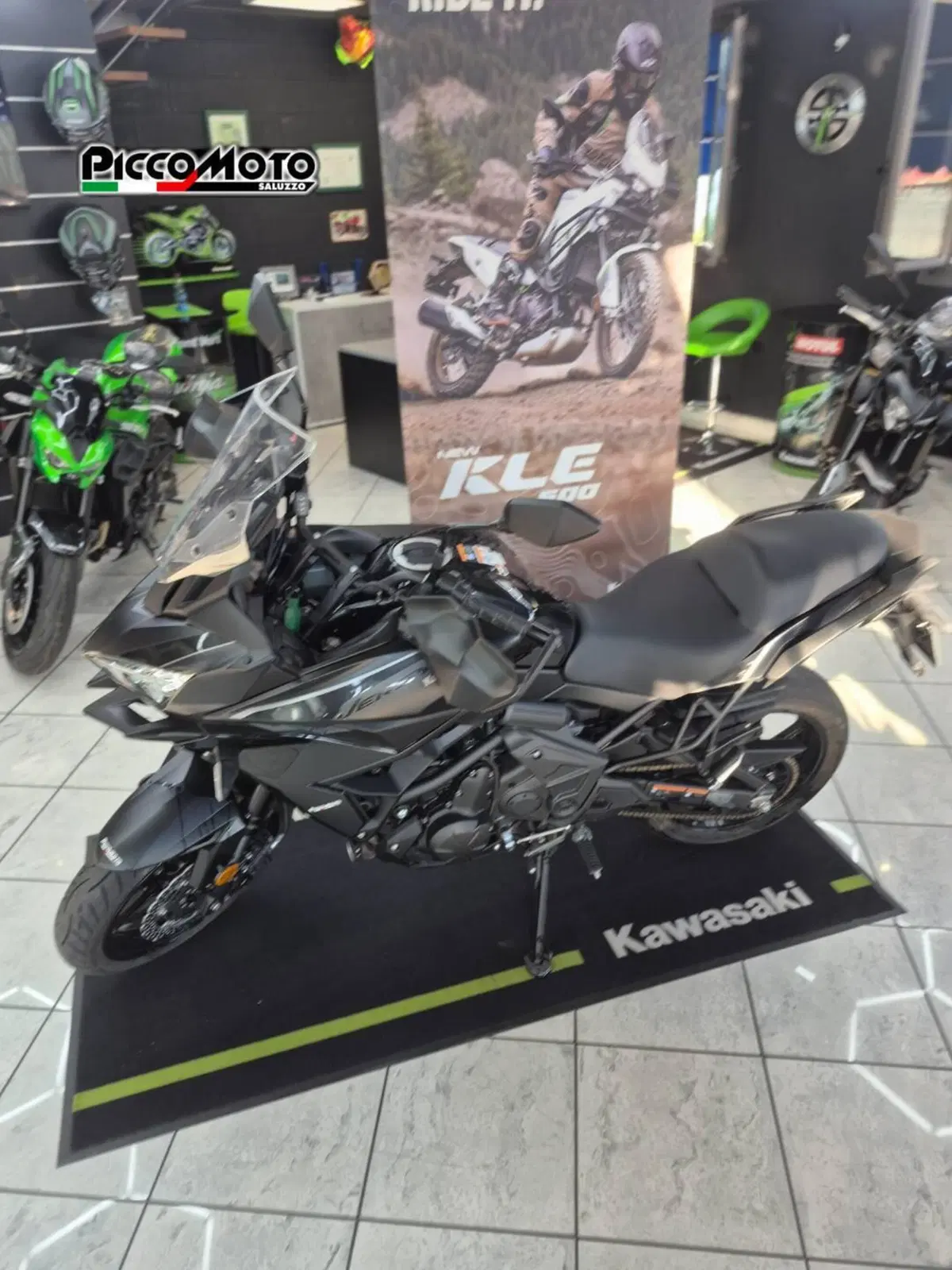 Kawasaki Versys 650 (2025 - 26) (3)
