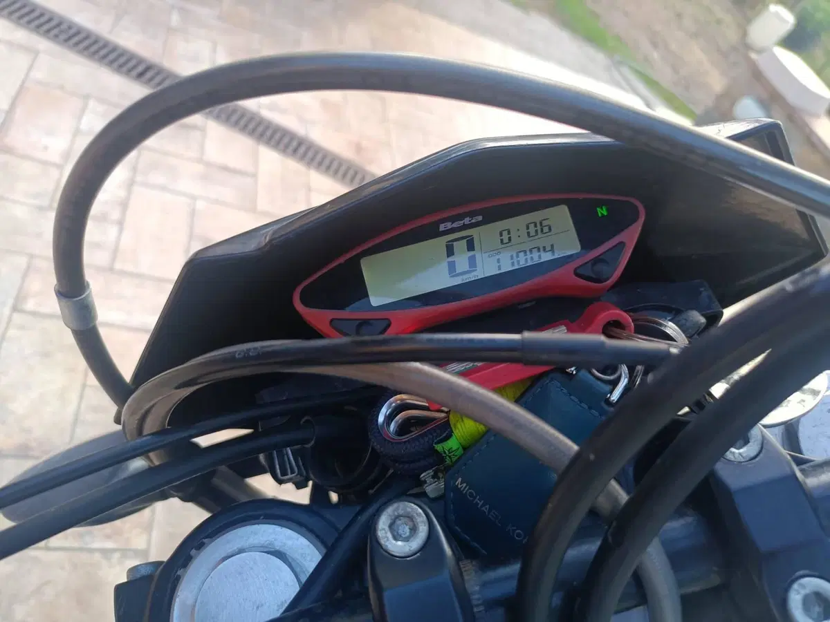 Betamotor RR 125 4T Motard LC (2018 - 20) (4)
