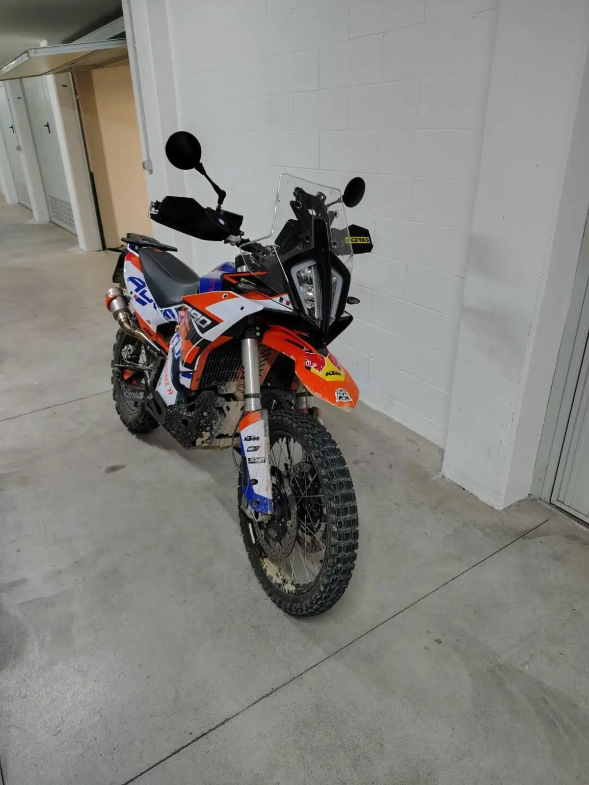 KTM 890 Adventure R (2023 - 24) (11)