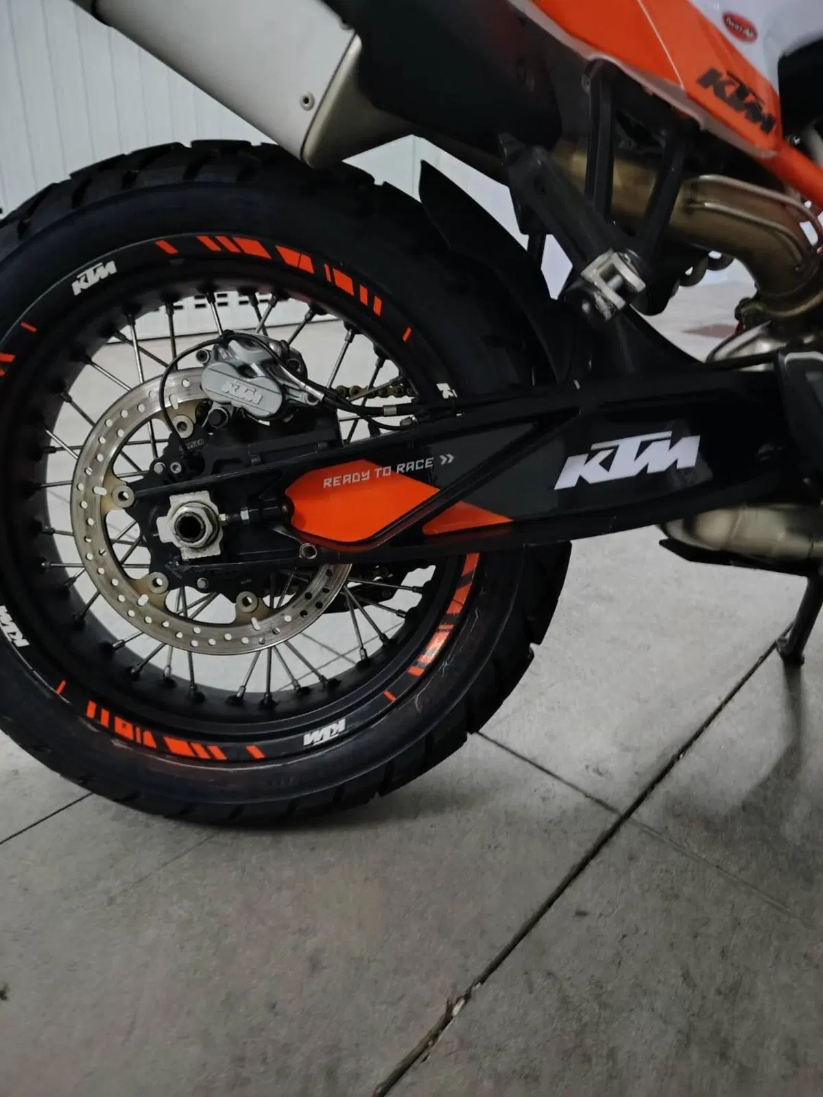 KTM 890 Adventure R (2023 - 24) (17)