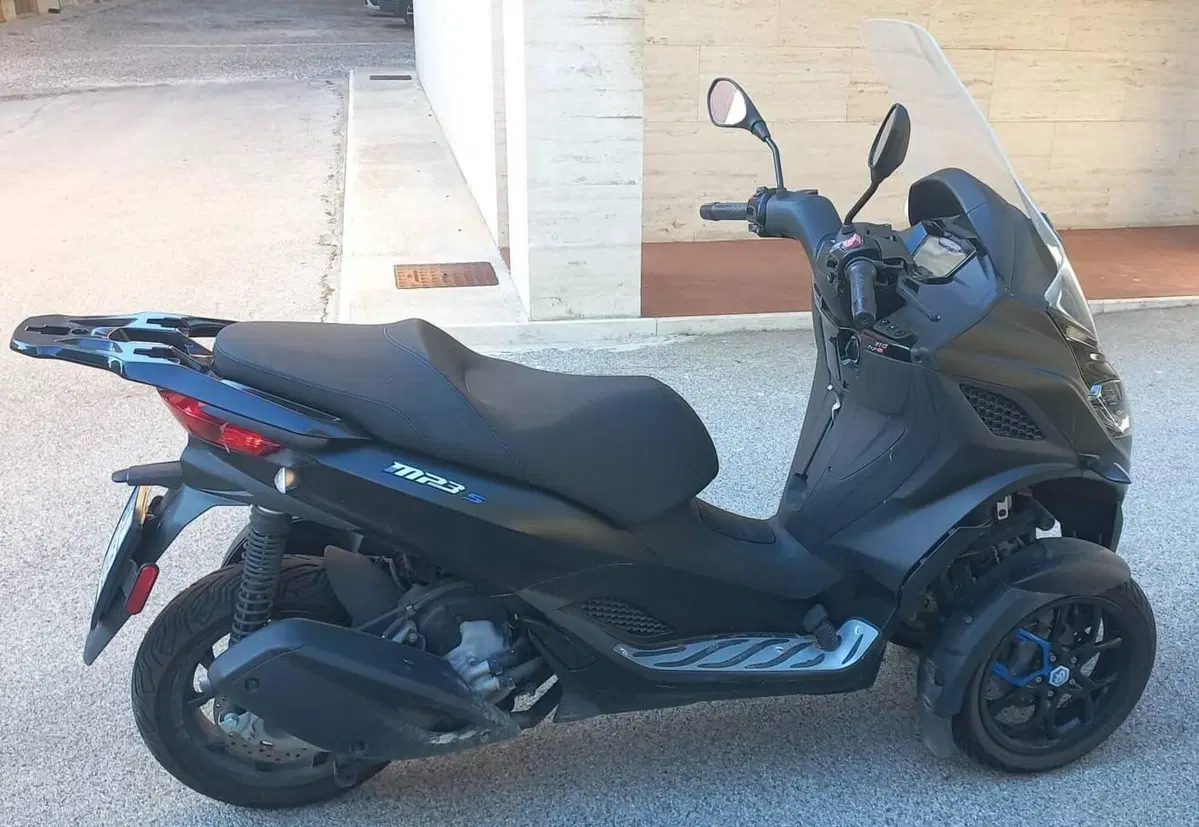 Piaggio MP3 310 Sport (2025 - 26) (3)