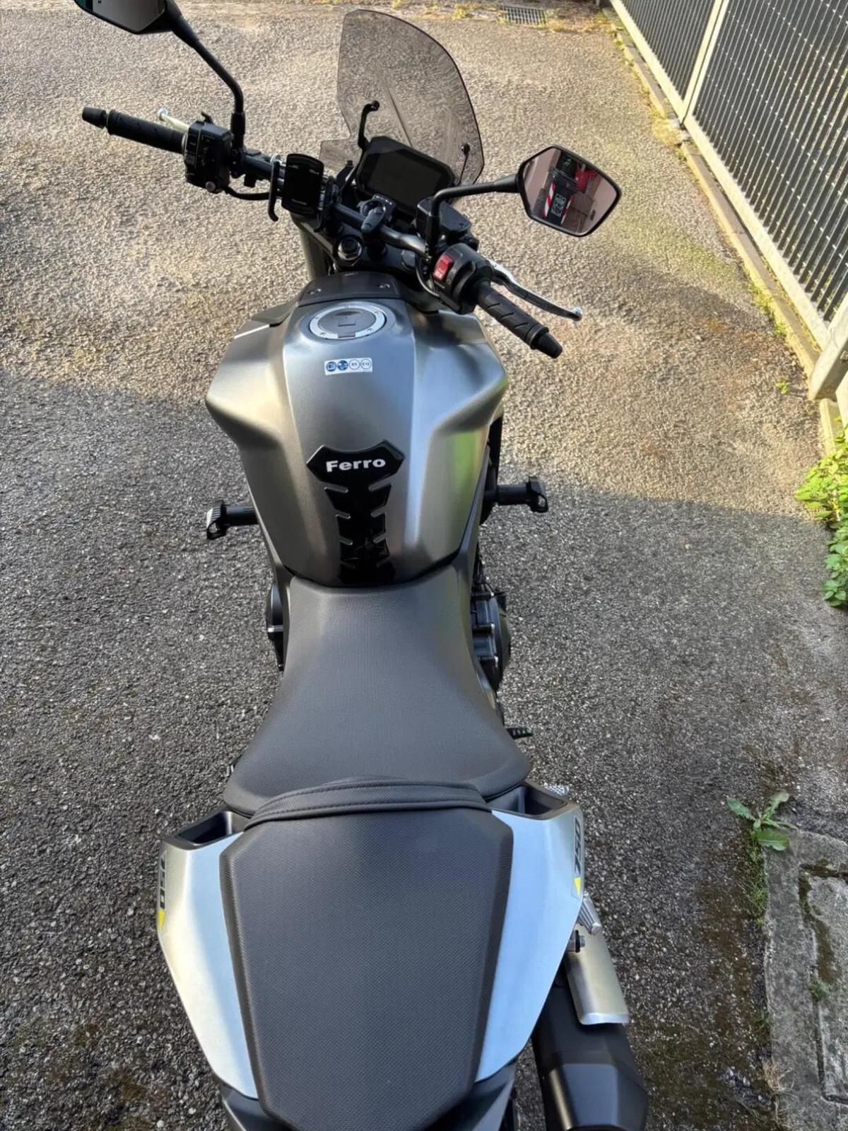 Honda CB 750 Hornet (2023 - 24) (6)