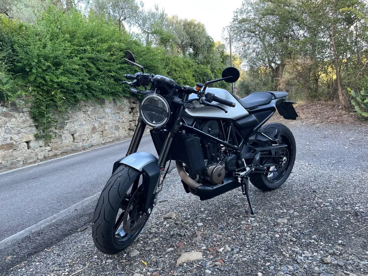 Husqvarna Vitpilen 701 (2018 - 19) (6)