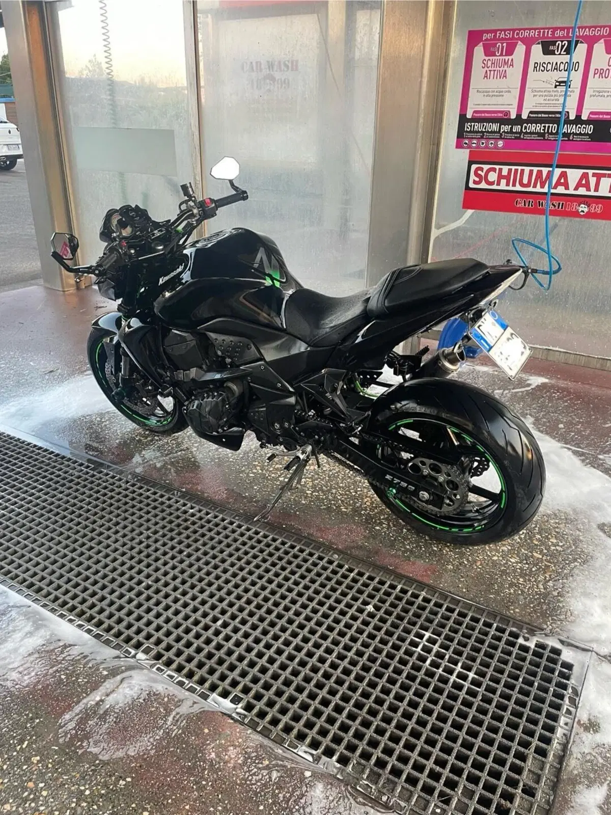 Kawasaki Z 750 (2007 - 14) (4)